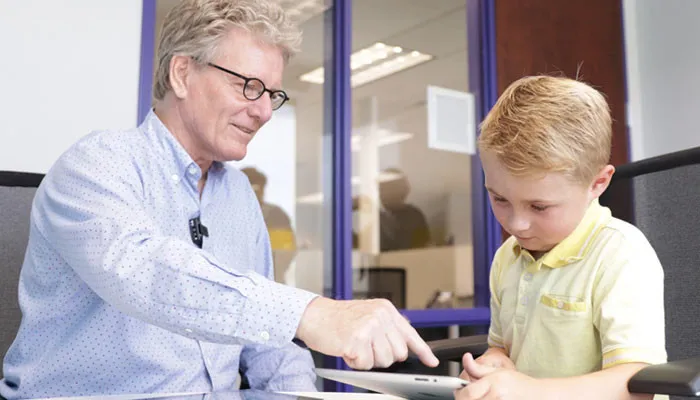 A teacher and a student using Star CBM