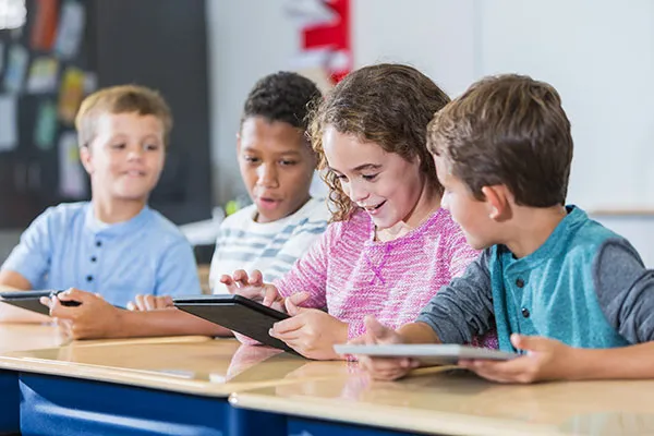 Students using Renaissance on tablets